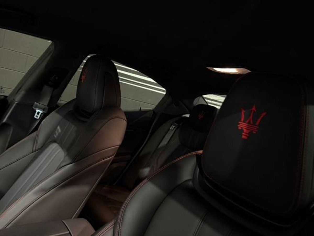 Maserati Ghibli Ghibli V6 Gransport (12)