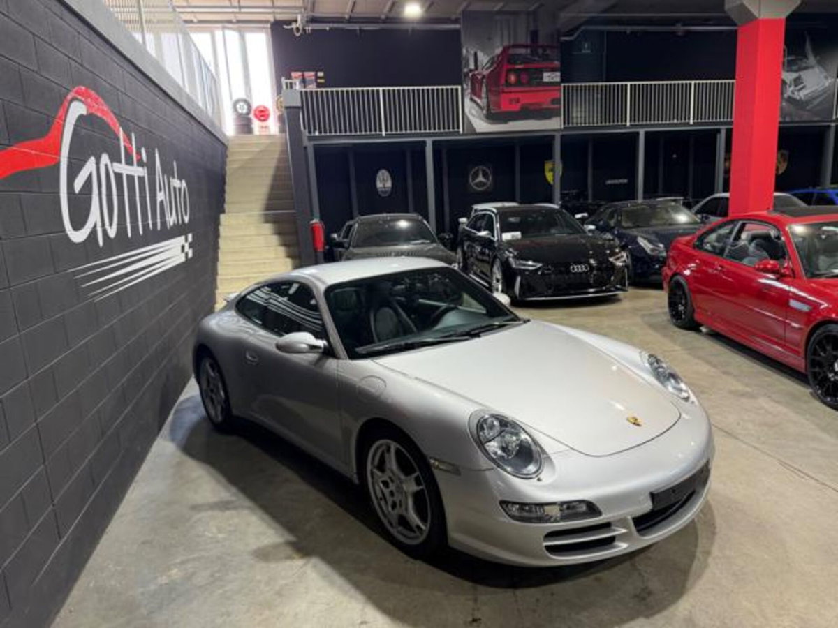 Porsche 911 Coupé Carrera 4S (3)