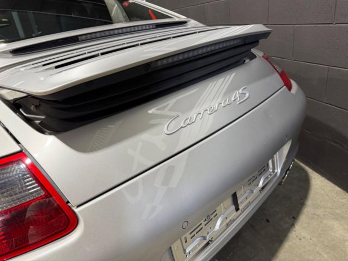 Porsche 911 Coupé Carrera 4S (9)