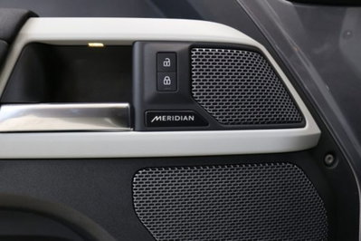 Land Rover Defender 110 3.0d i6 mhev X-Dynamic SE awd 200cv auto (19)