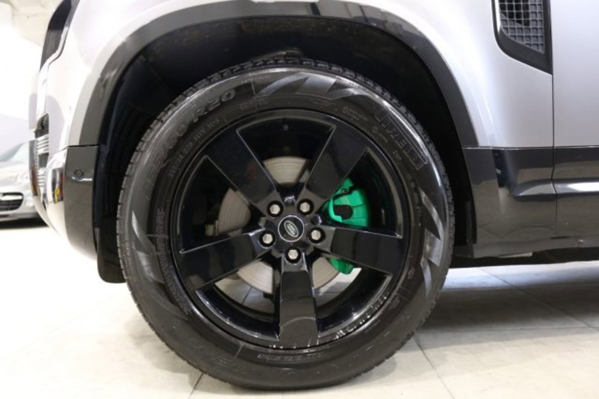 Land Rover Defender 110 3.0d i6 mhev X-Dynamic SE awd 200cv auto (8)