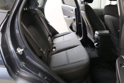 Hyundai Kona 1.6 CRDI Hybrid 48V iMT XTech (11)