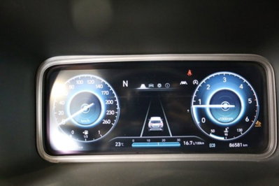 Hyundai Kona 1.6 CRDI Hybrid 48V iMT XTech (12)