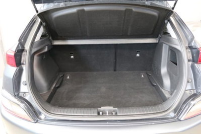 Hyundai Kona 1.6 CRDI Hybrid 48V iMT XTech (16)