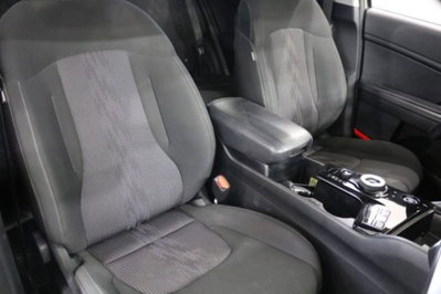 Kia Sportage 1.6 TGDi MHEV DCT Business (11)