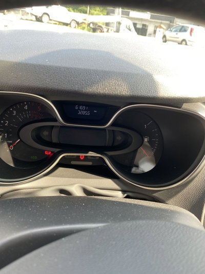 Renault Captur dCi 8V 90 CV Sport Edition2 (11)