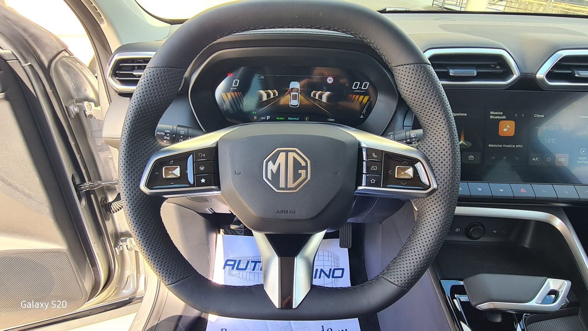 Mg ZS 1.5 hybrid+ Luxury auto (14)
