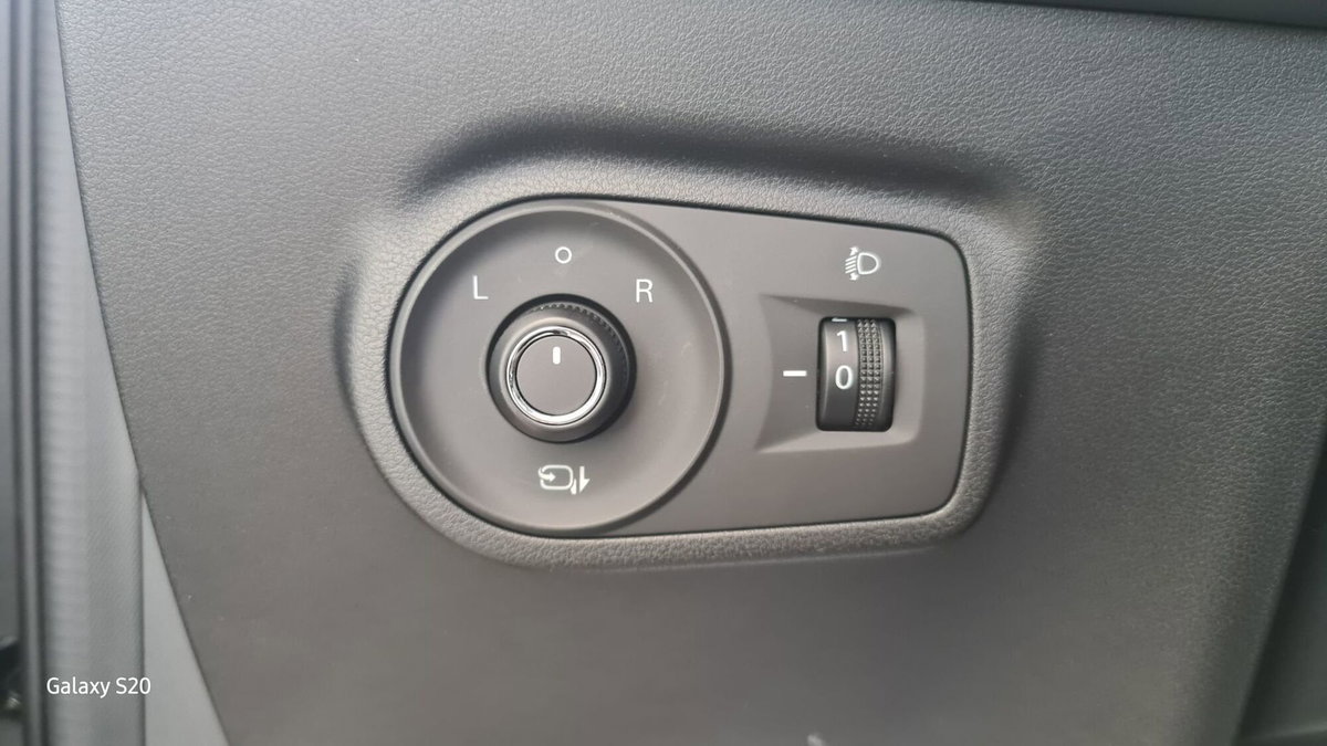 Mg ZS 1.5 hybrid+ Luxury auto (19)