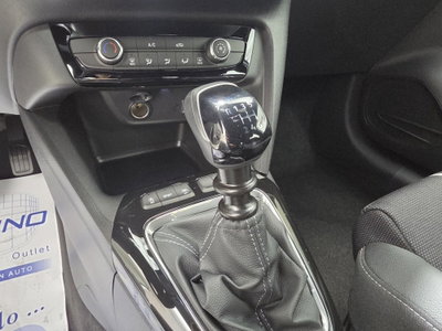 Opel Corsa 1.2 100 CV GS Line (17)