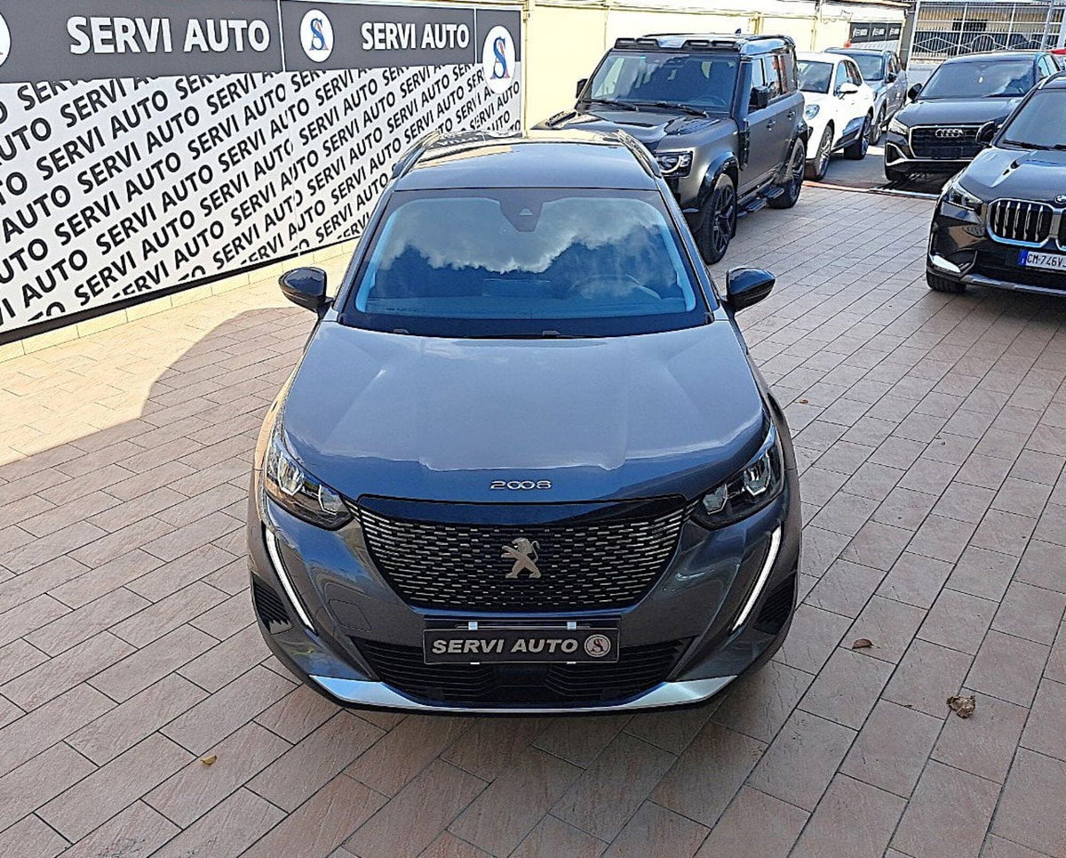 Peugeot 2008 1.2 turbo Allure 100cv (3)