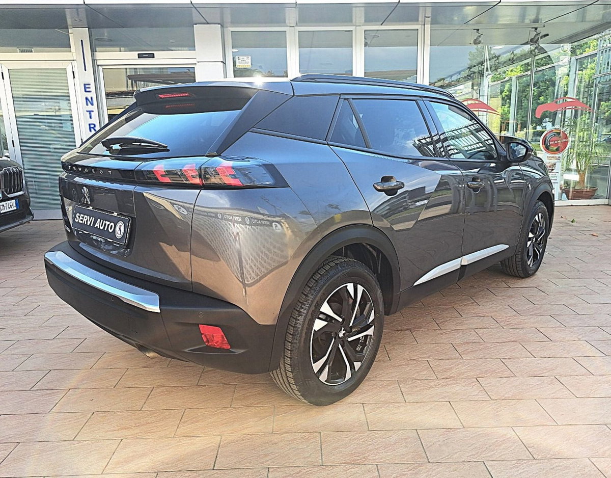 Peugeot 2008 1.2 turbo Allure 100cv (5)