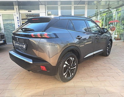 Peugeot 2008 1.2 turbo Allure 100cv (5)