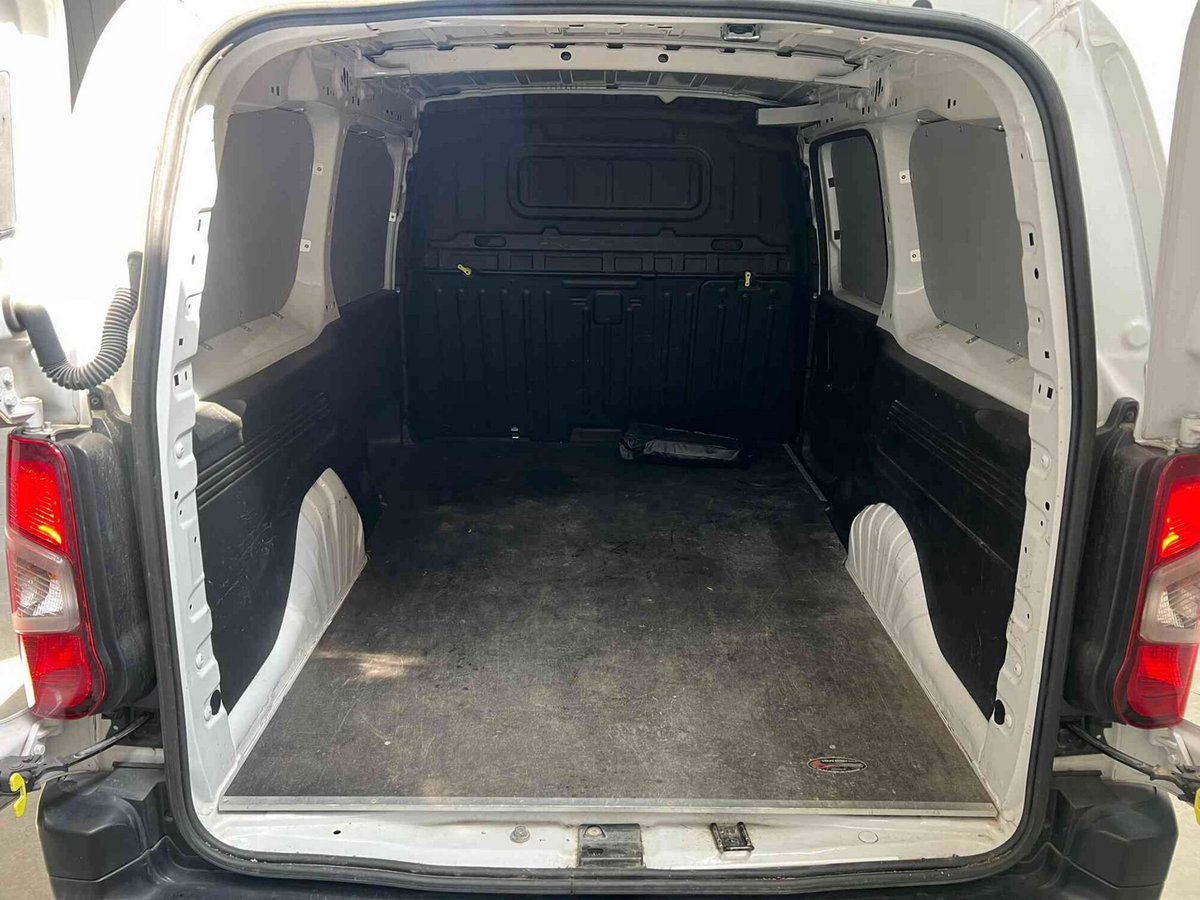 Opel Combo Furgone cargo XL d.cab mobile 1.5d 100cv S&S mt6 (10)