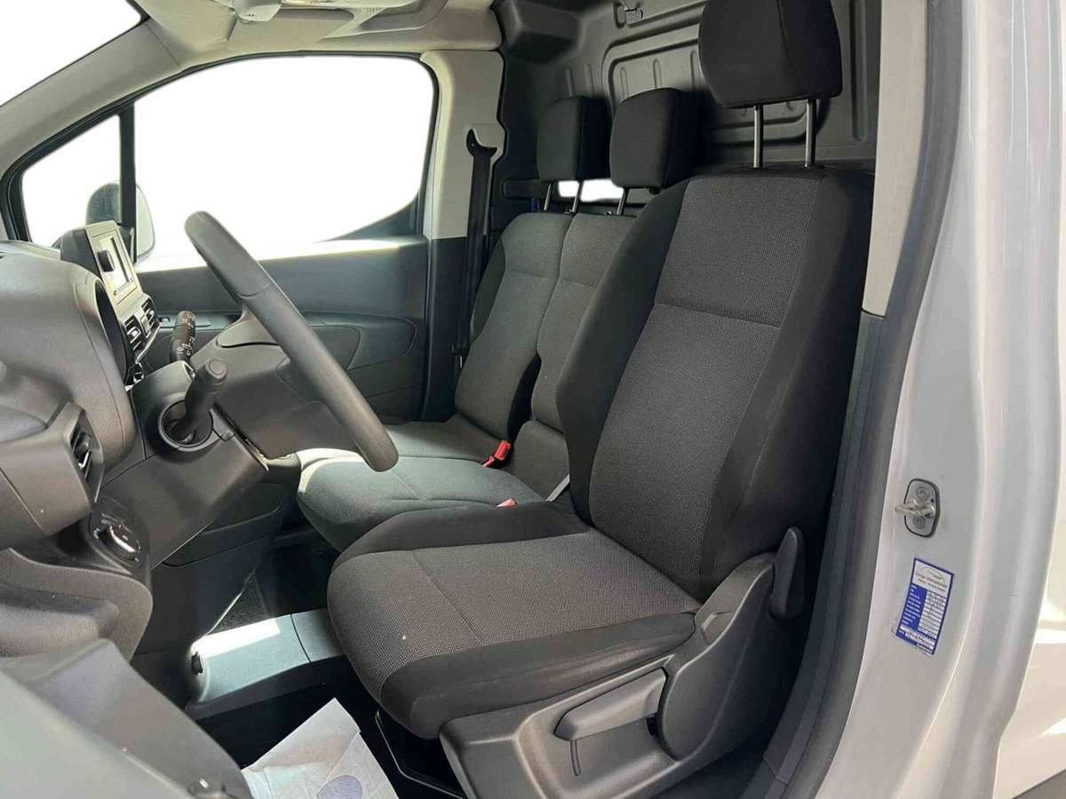 Opel Combo Furgone cargo XL d.cab mobile 1.5d 100cv S&S mt6 (6)