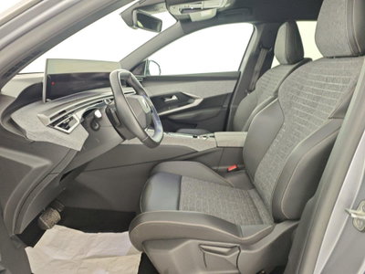 Peugeot 3008 1.2 hybrid Allure 145cv e-dcs6 (11)