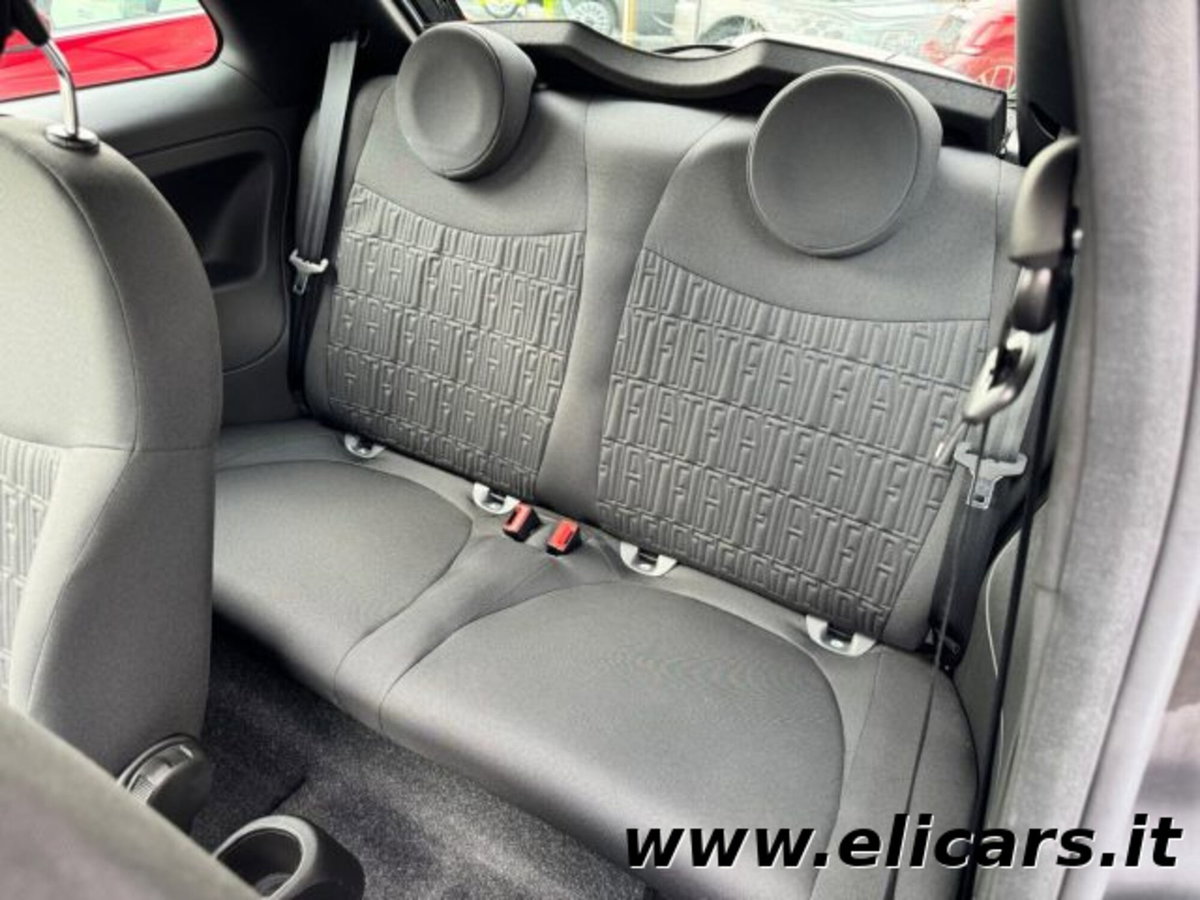 Fiat 500 1.0 Hybrid Lounge (11)