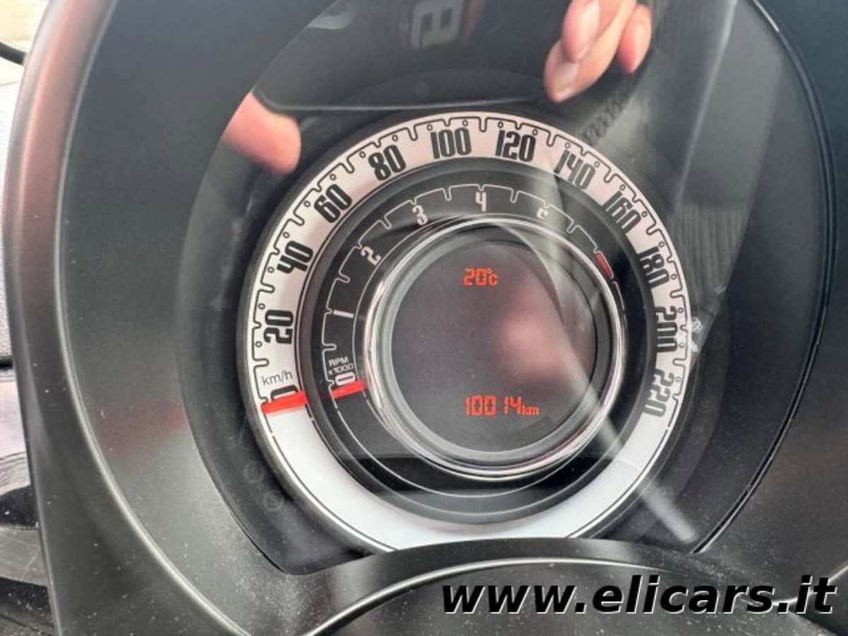 Fiat 500 1.0 Hybrid Lounge (8)