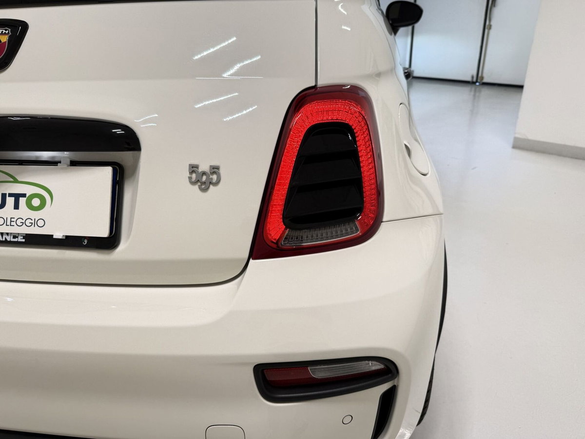 Abarth 595 595 1.4 Turbo T-Jet 165 CV Turismo (20)