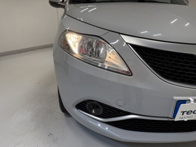 Lancia Ypsilon 1.2 69 CV 5 porte Mya (15)