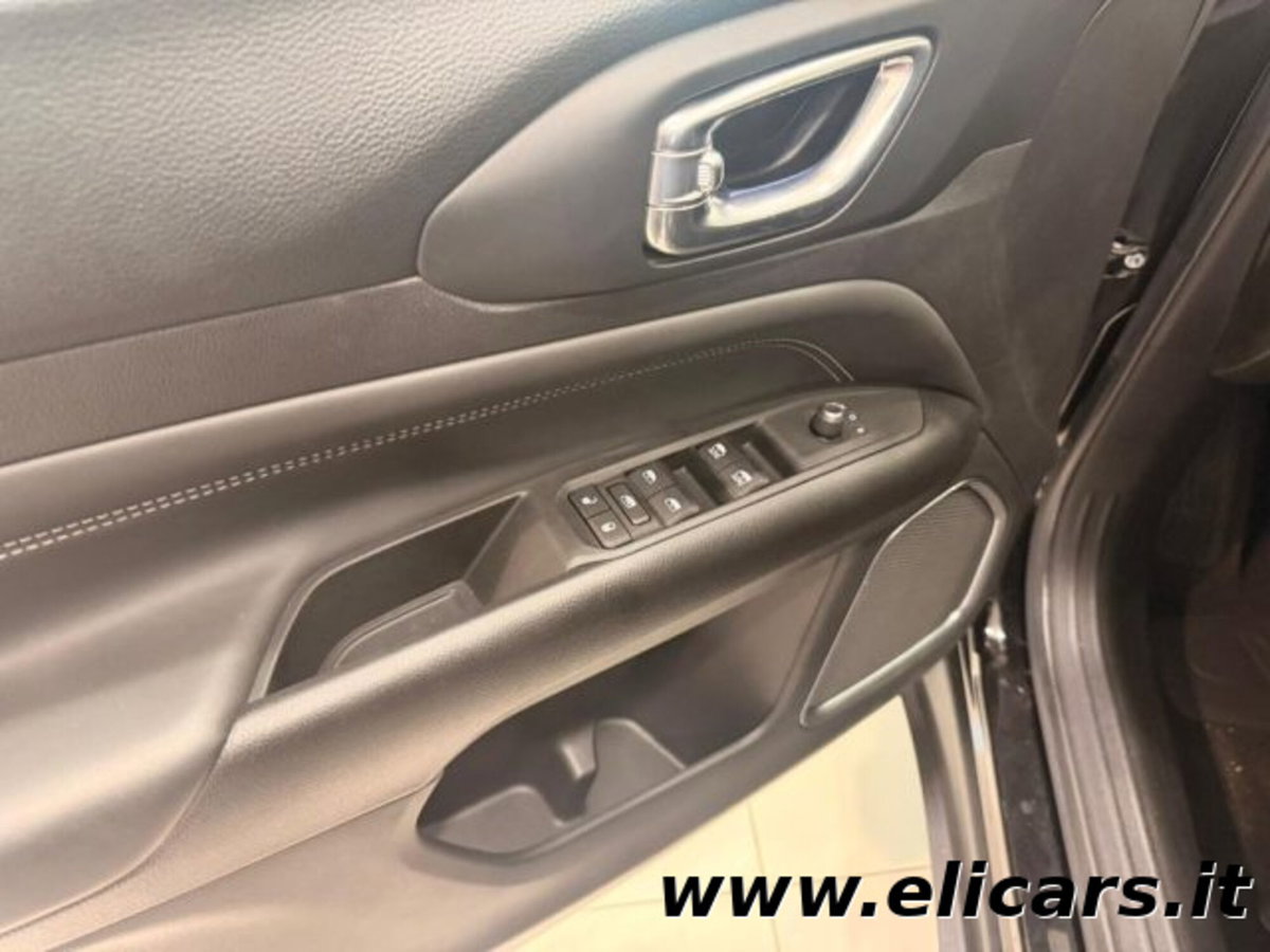 Jeep Compass 1.3 Turbo T4 2WD Limited (7)
