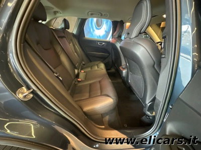 Volvo XC60 B4 automatico Plus Bright (14)