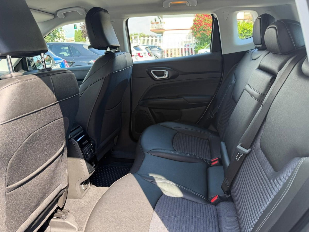 Jeep Compass 1.5 turbo t4 mhev Altitude 2wd 130cv dct (15)