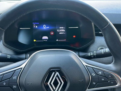 Renault Clio 1.0 tce Techno 90cv (11)