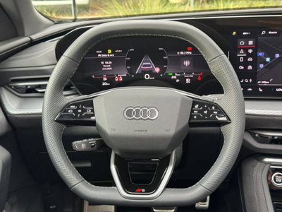 Audi Q5 Sportback 2.0 tdi mhev+ Launch Edition S line quattro 204cv s-tronic (8)