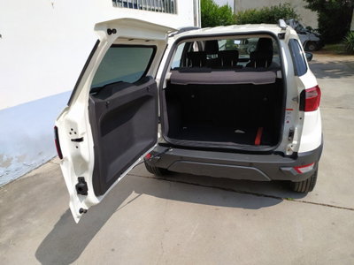 Ford EcoSport 1.5 TDCi 95 CV Plus (12)