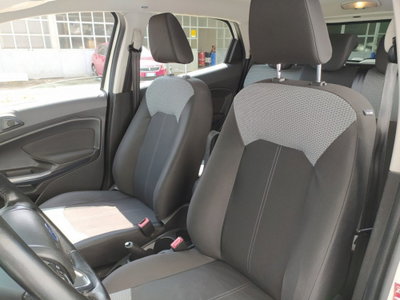 Ford EcoSport 1.5 TDCi 95 CV Plus (8)
