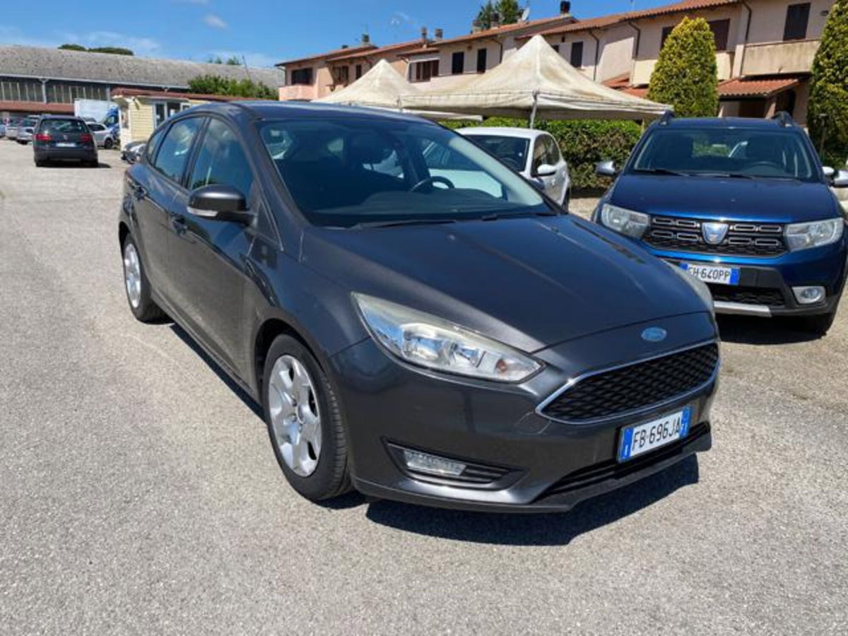 Ford Focus 1.0 EcoBoost 100 CV 5p. Business (2)