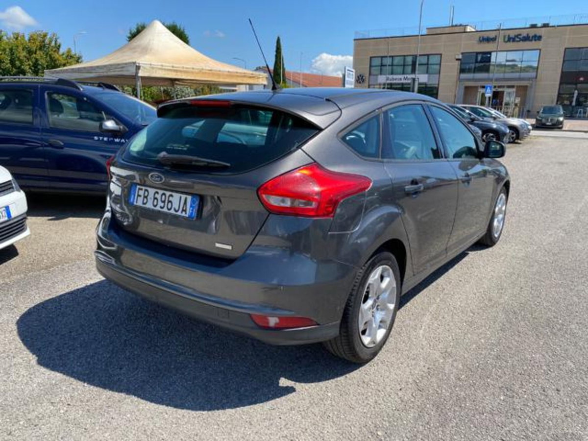Ford Focus 1.0 EcoBoost 100 CV 5p. Business (3)
