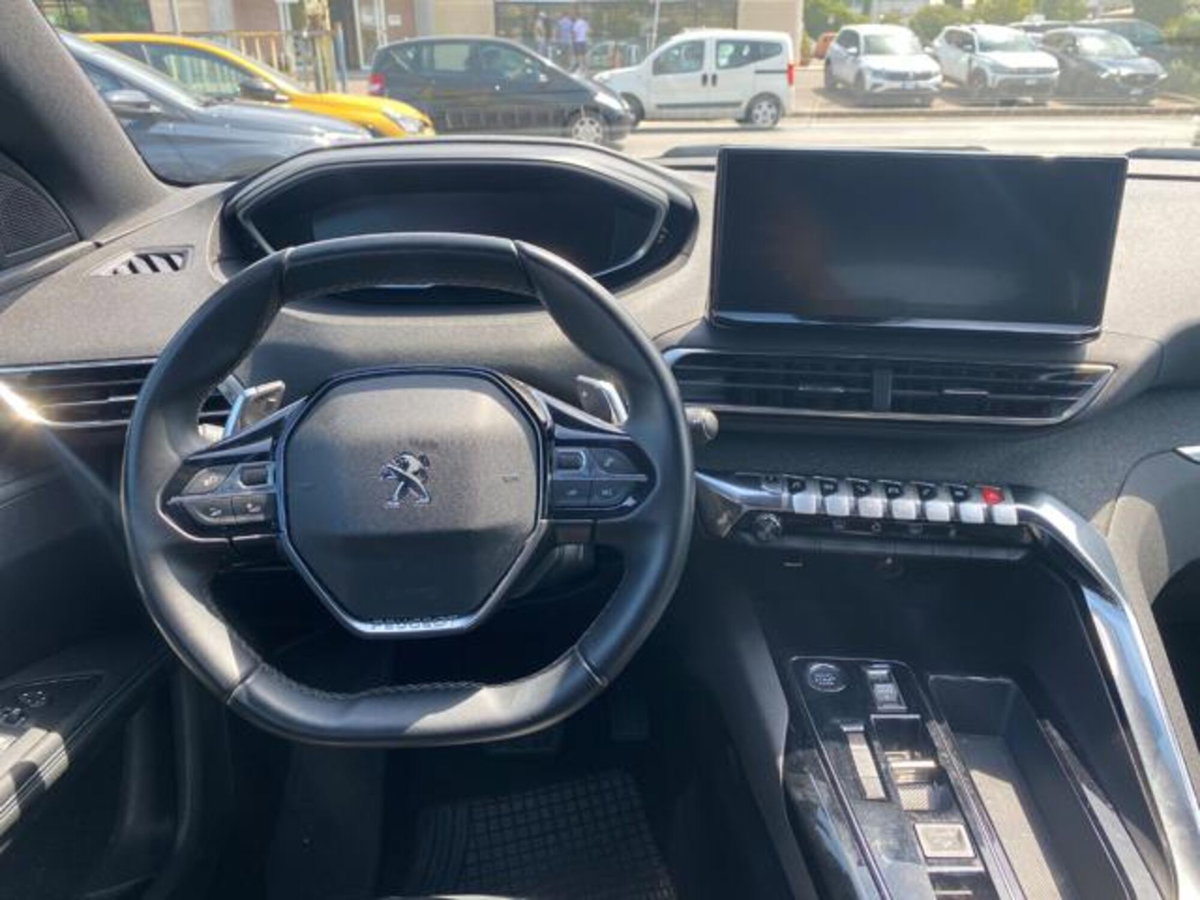 Peugeot 3008 Hybrid4 300 e-EAT8 Allure Pack (10)