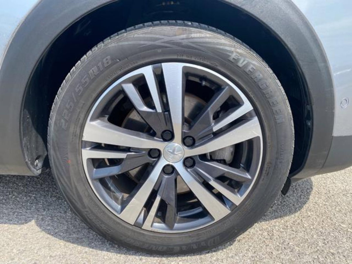 Peugeot 3008 Hybrid4 300 e-EAT8 Allure Pack (11)