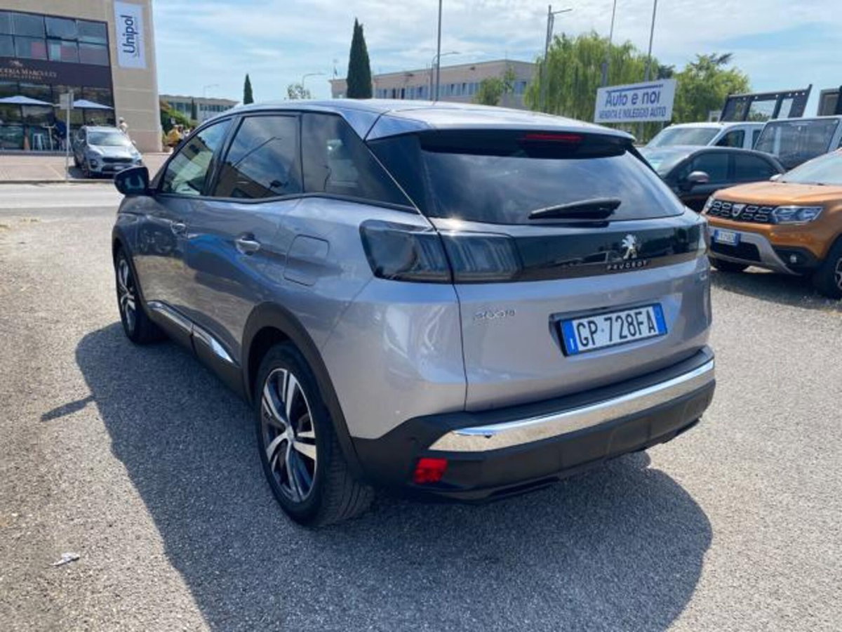 Peugeot 3008 Hybrid4 300 e-EAT8 Allure Pack (4)