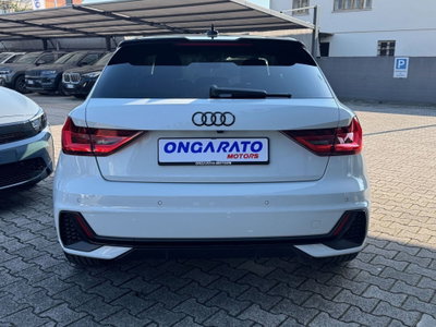 Audi A1 Sportback 30 1.0 tfsi Identity Black 116cv s-tronic (5)