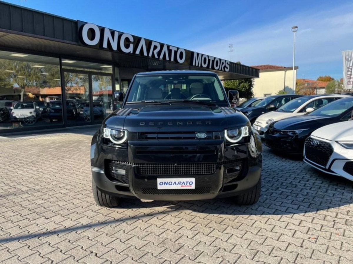 Land Rover Defender 110 3.0d i6 mhev X-Dynamic HSE awd 250cv auto (2)