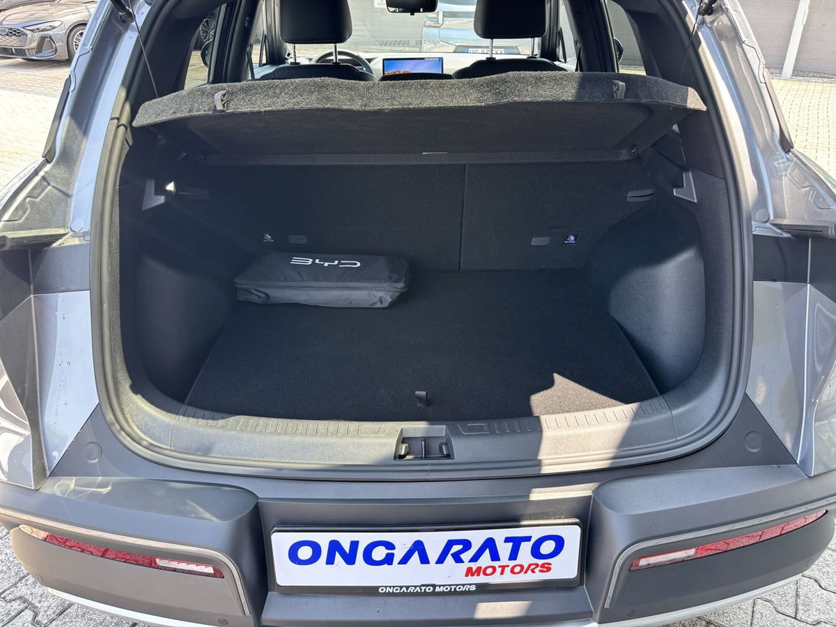 Byd Atto 2 DM-i 1.5 phev Boost 212cv (8)