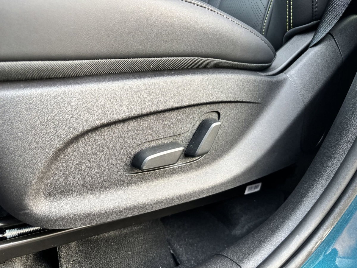 Byd Atto 2 DM-i 1.5 phev Boost 212cv (13)
