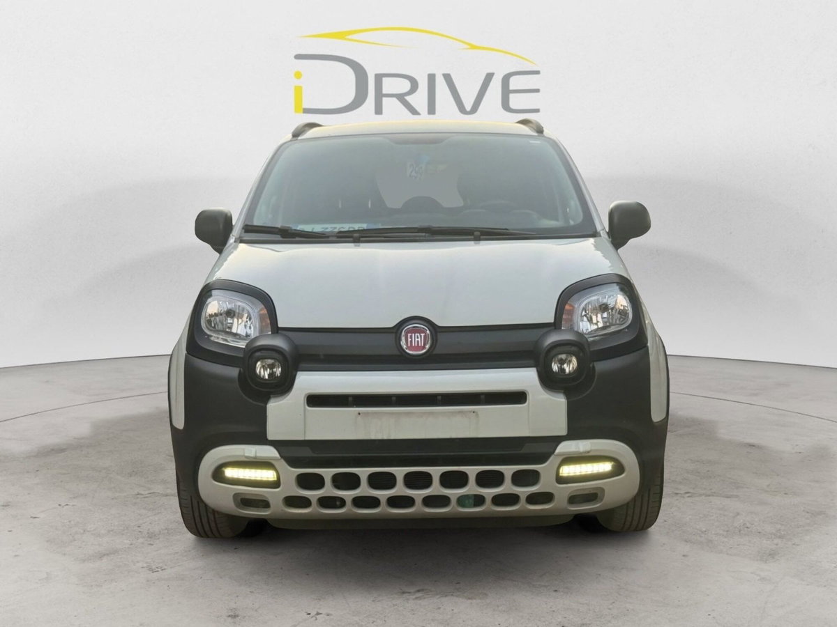 Fiat Panda 1.0 FireFly S&S Hybrid City Cross (2)