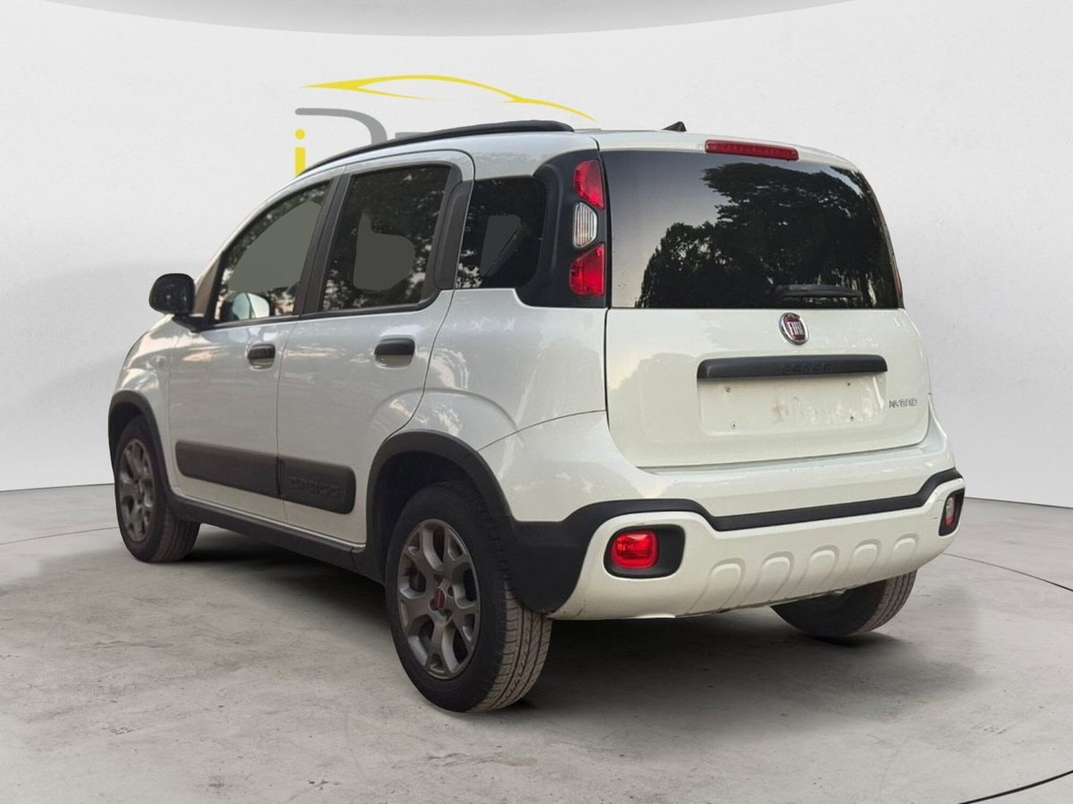 Fiat Panda 1.0 FireFly S&S Hybrid City Cross (4)