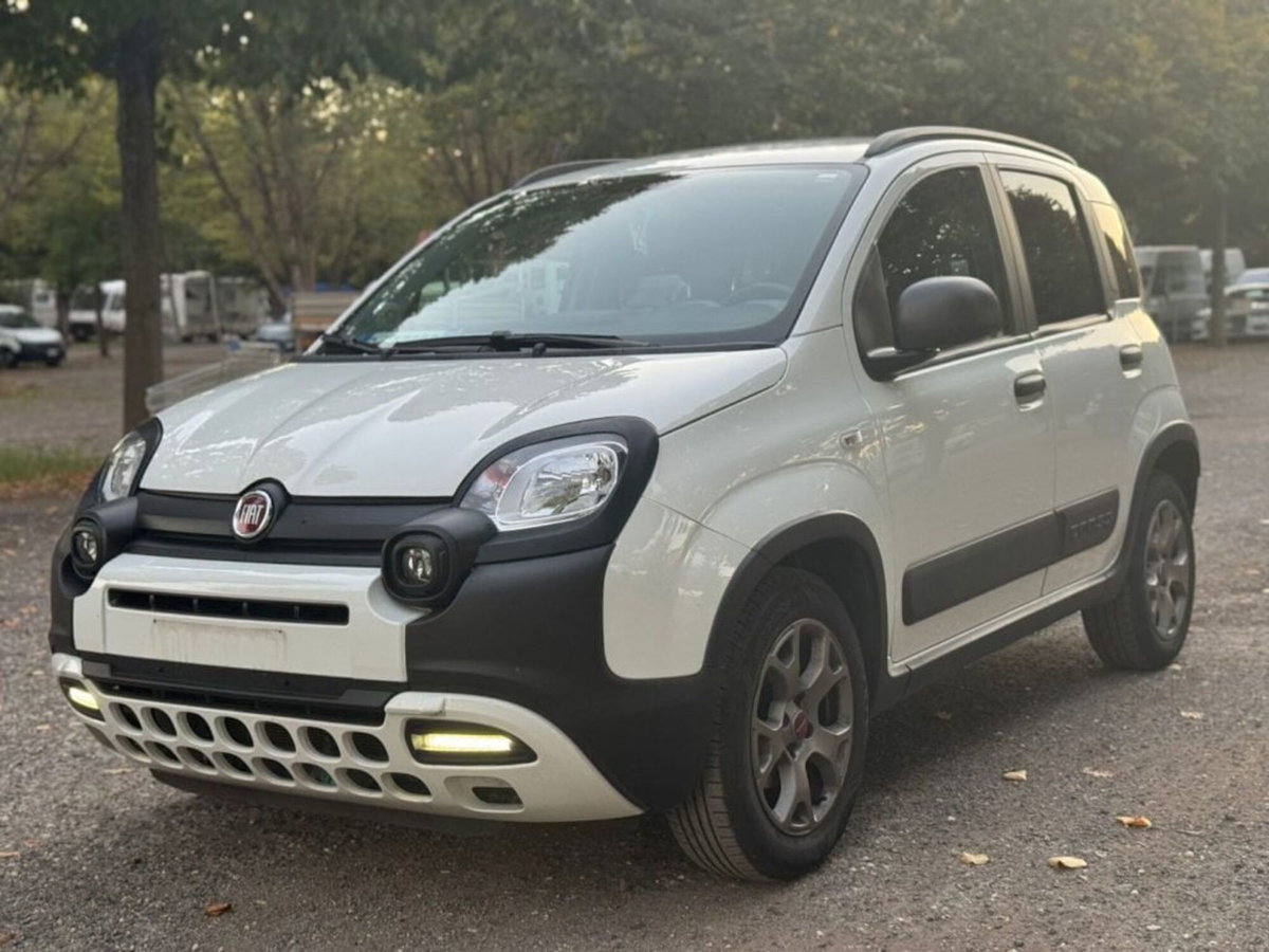 Fiat Panda 1.0 FireFly S&S Hybrid City Cross