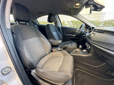 Alfa Romeo Giulietta 1.6 JTDm Super 120cv tct (11)
