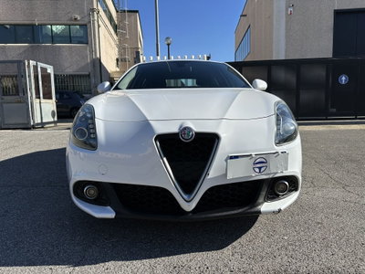 Alfa Romeo Giulietta 1.6 JTDm Super 120cv tct (2)
