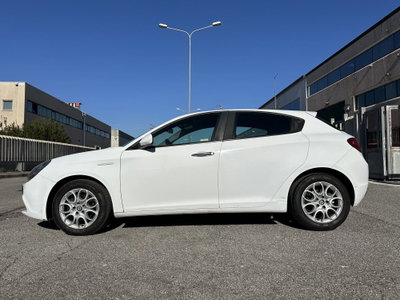 Alfa Romeo Giulietta 1.6 JTDm Super 120cv tct (3)