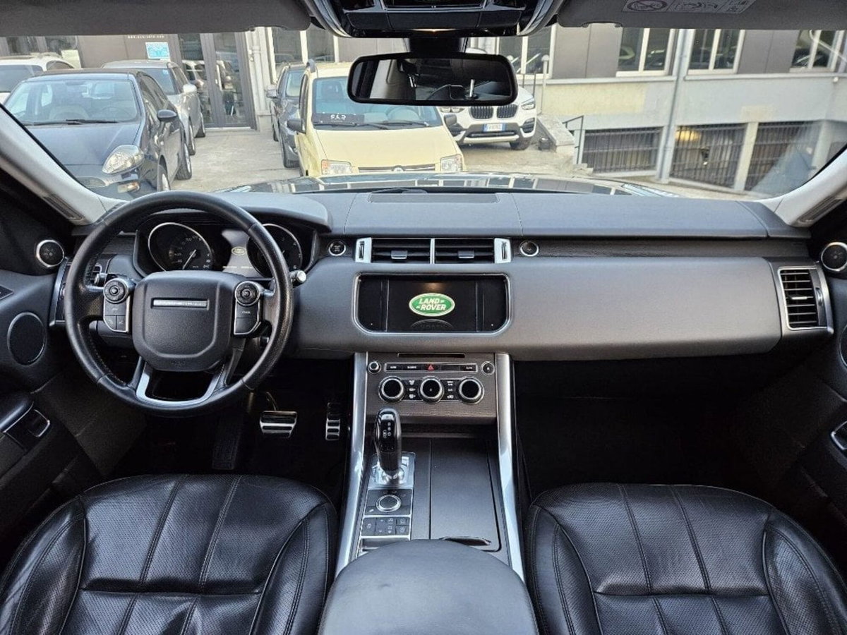 Land Rover Range Rover Sport 3.0 TDV6 HSE (11)