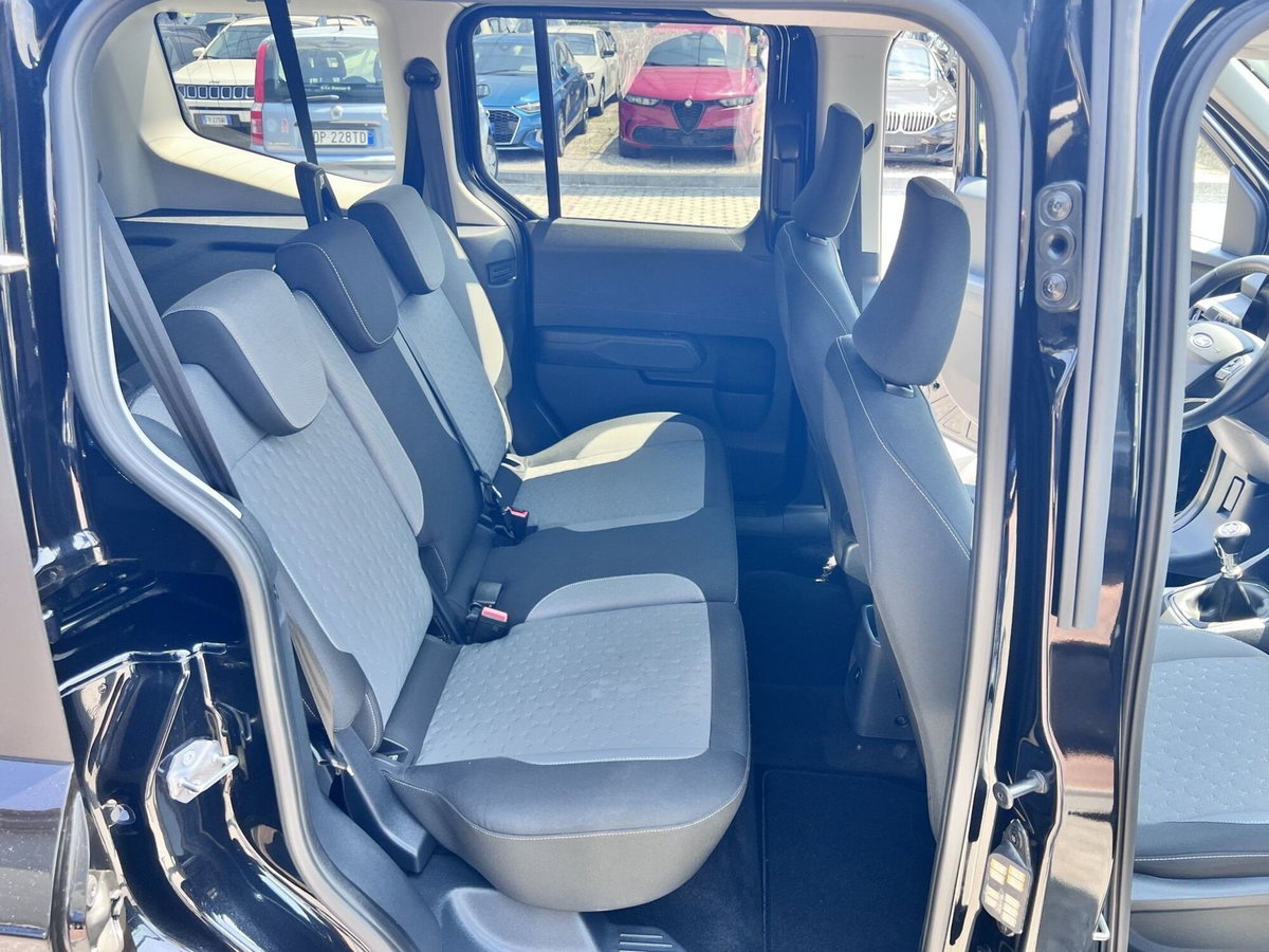 Ford Tourneo Courier 1.0 ecoboost 125cv Titanium powershift (7)