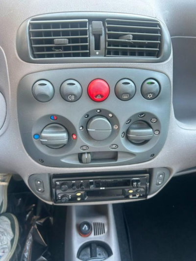 Fiat Seicento 1.1i cat Actual (8)