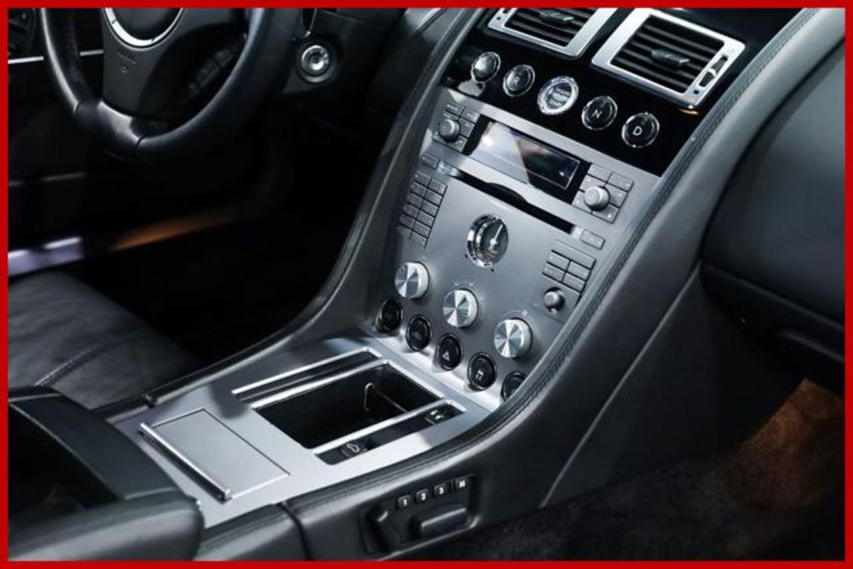 Aston Martin DB9 DB9 Coupé Touchtronic (14)