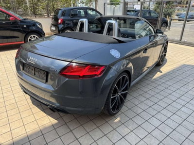 Audi TT Cabrio 2.0 TFSI Design (6)